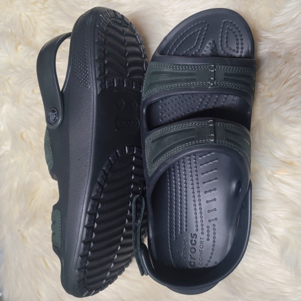 Crocs [ NWOT ]